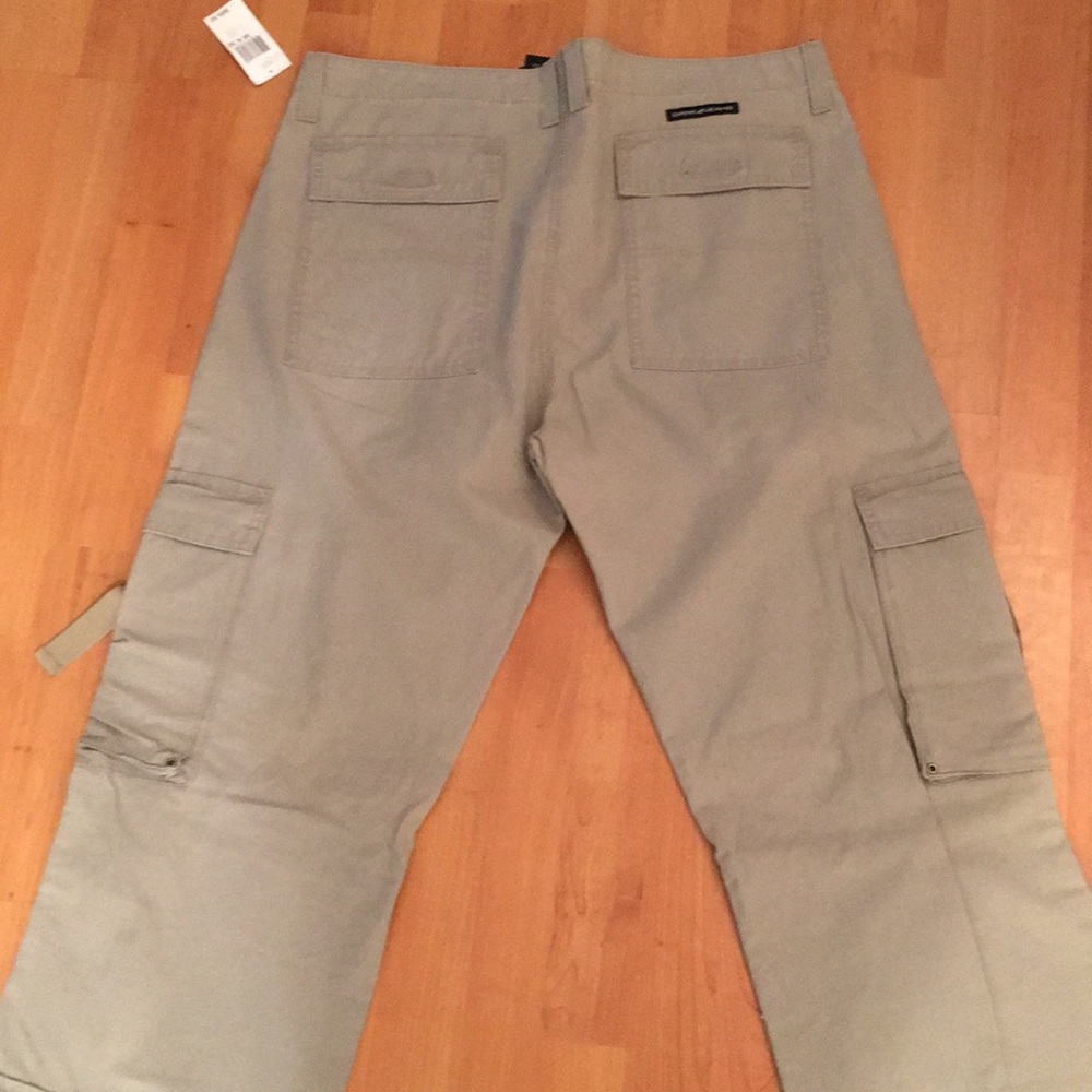 Pants - Picture 5 of 6